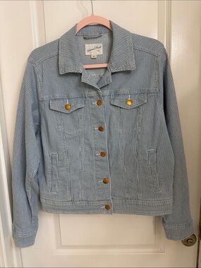 Universal Thread Light Blue Striped Denim Jacket with Gold Buttons
